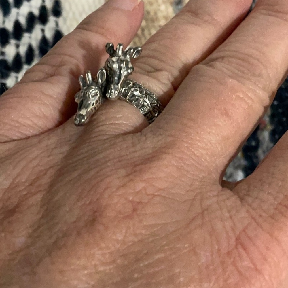 Giraffe Lover’s Jewelry collection
